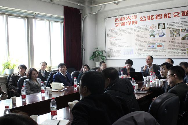 校学科专业调研工作组到BT之家
调研