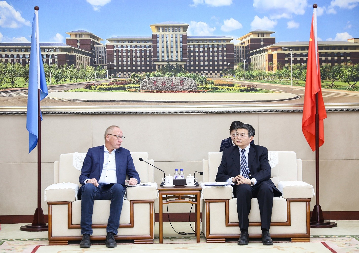 1585556081373343.jpg SUI_1438.JPG